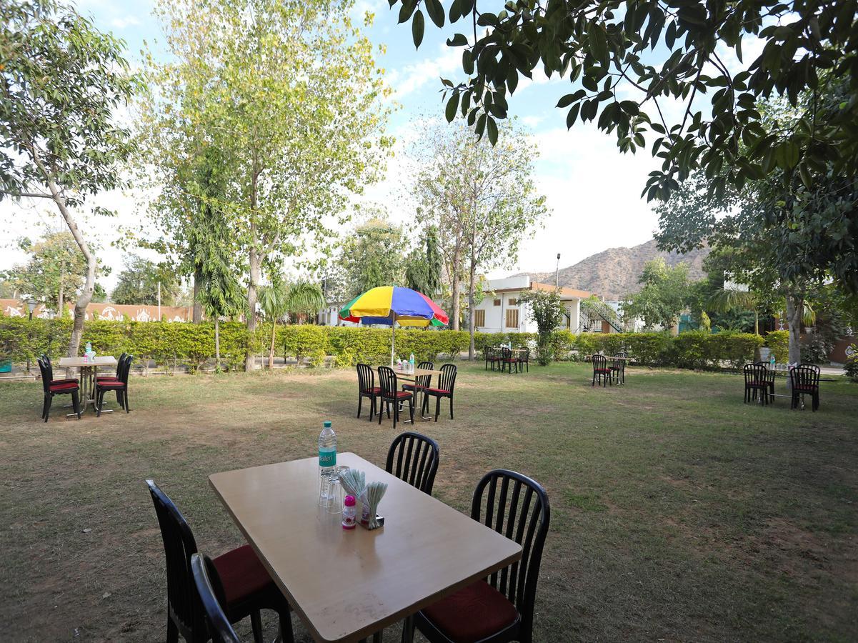Oyo 10936 Rajasthan Resort Pushkar Exterior foto